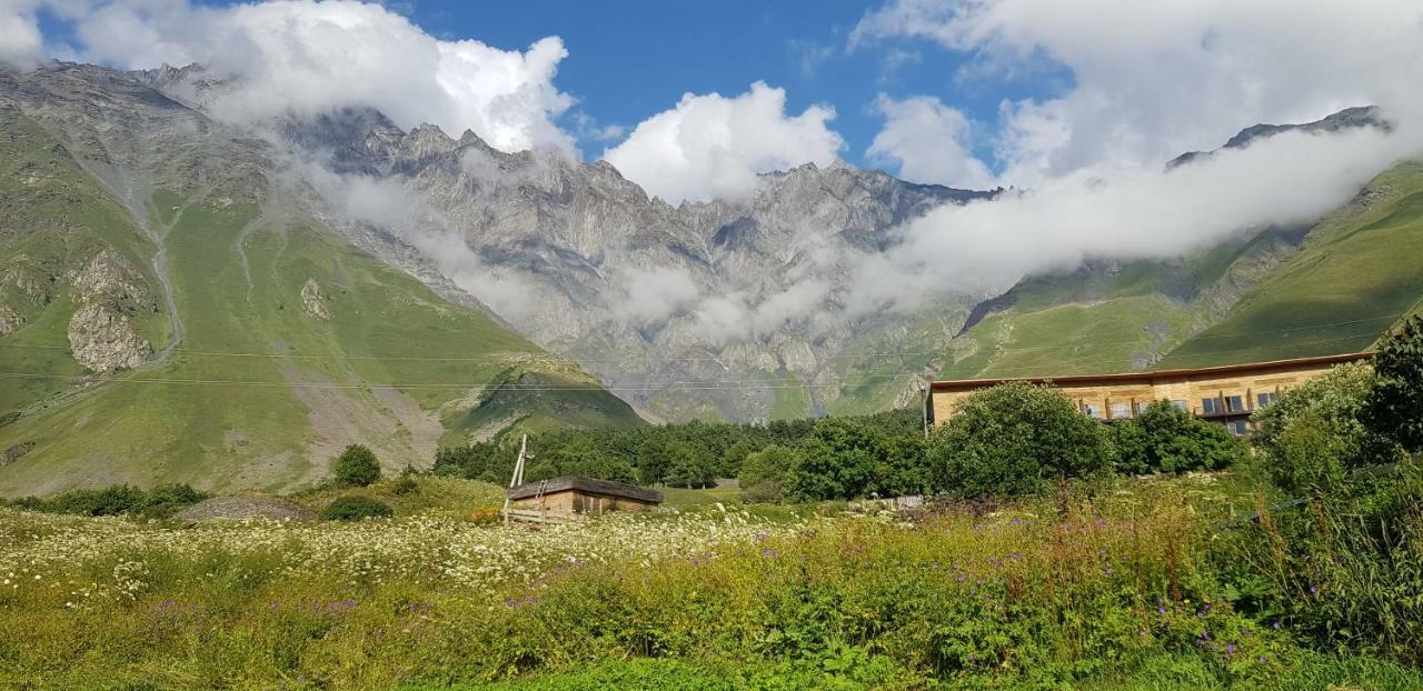 Hotel Milla Kazbegi Exterior foto